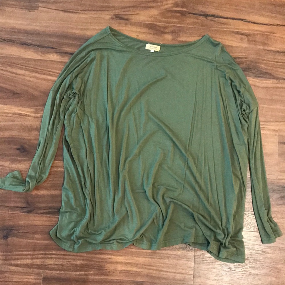 Green piko top